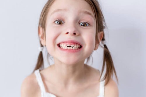 Etapas del crecimiento de los dientes, Clínica Dental Carvajal